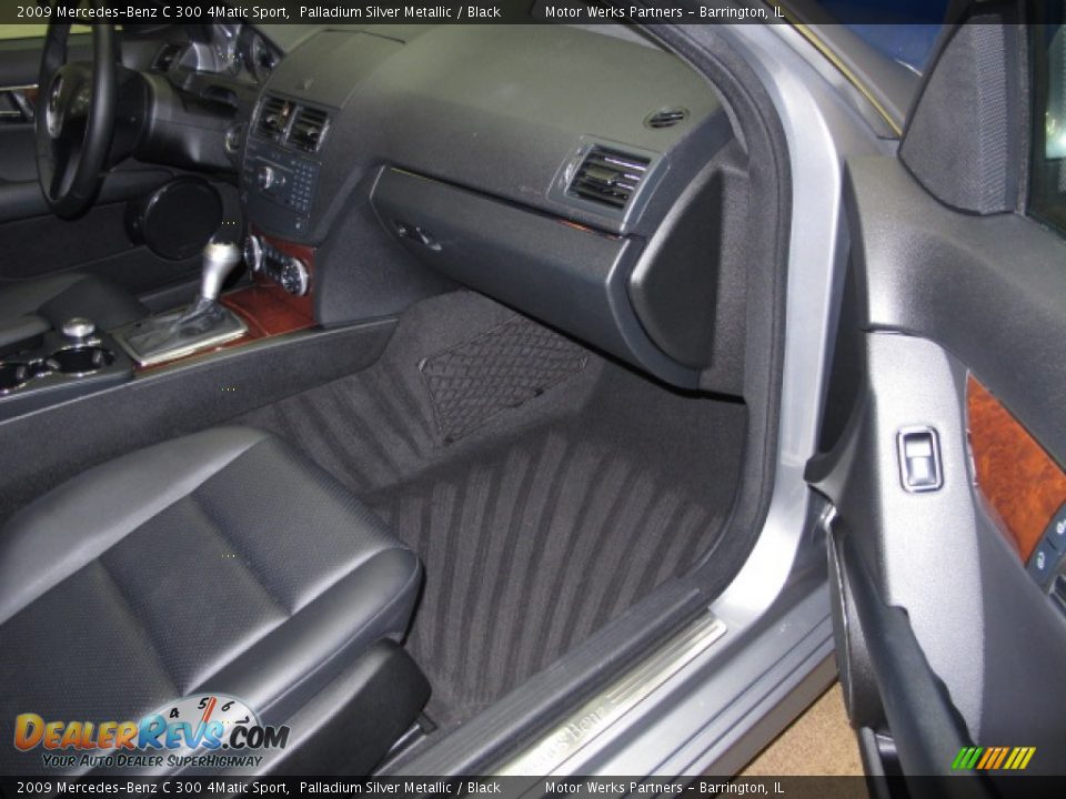 2009 Mercedes-Benz C 300 4Matic Sport Palladium Silver Metallic / Black Photo #21