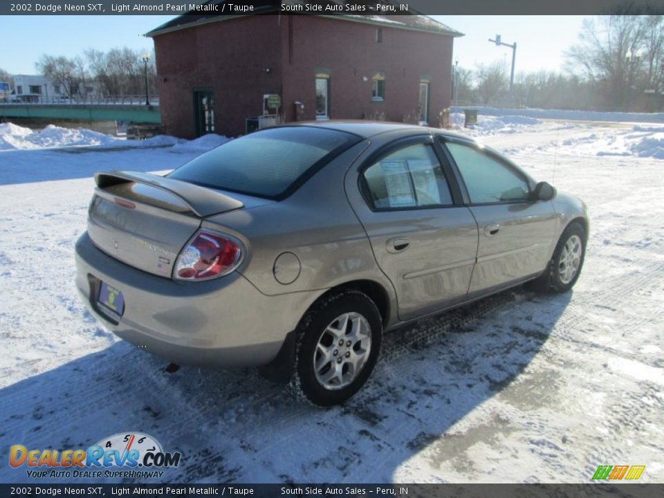 2002 Dodge Neon SXT Light Almond Pearl Metallic / Taupe Photo #5