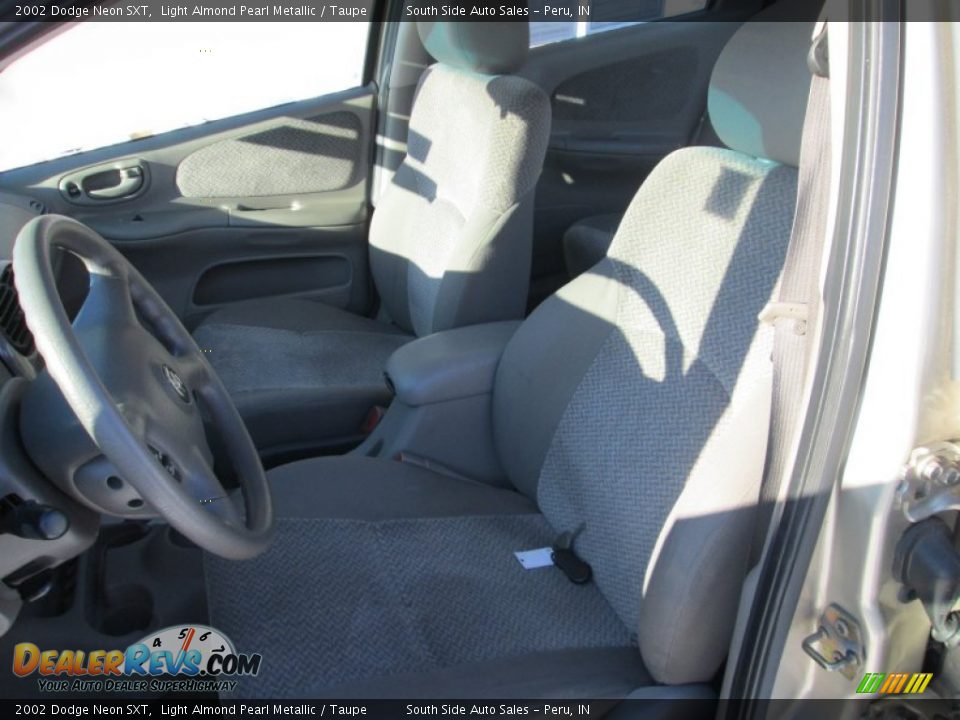 2002 Dodge Neon SXT Light Almond Pearl Metallic / Taupe Photo #10