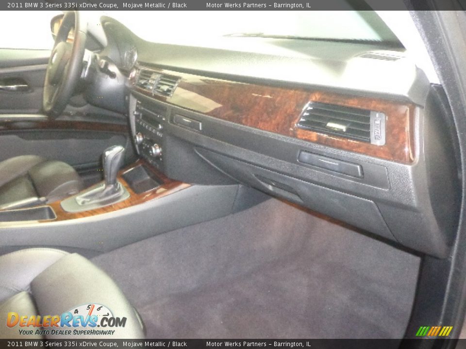 2011 BMW 3 Series 335i xDrive Coupe Mojave Metallic / Black Photo #32