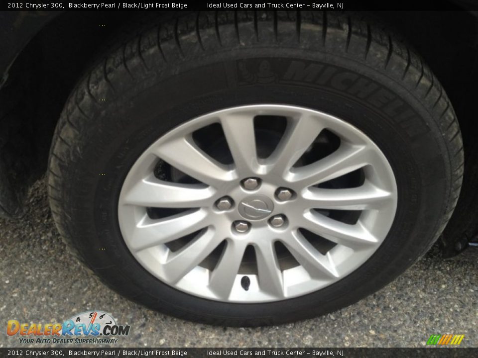 2012 Chrysler 300 Blackberry Pearl / Black/Light Frost Beige Photo #8