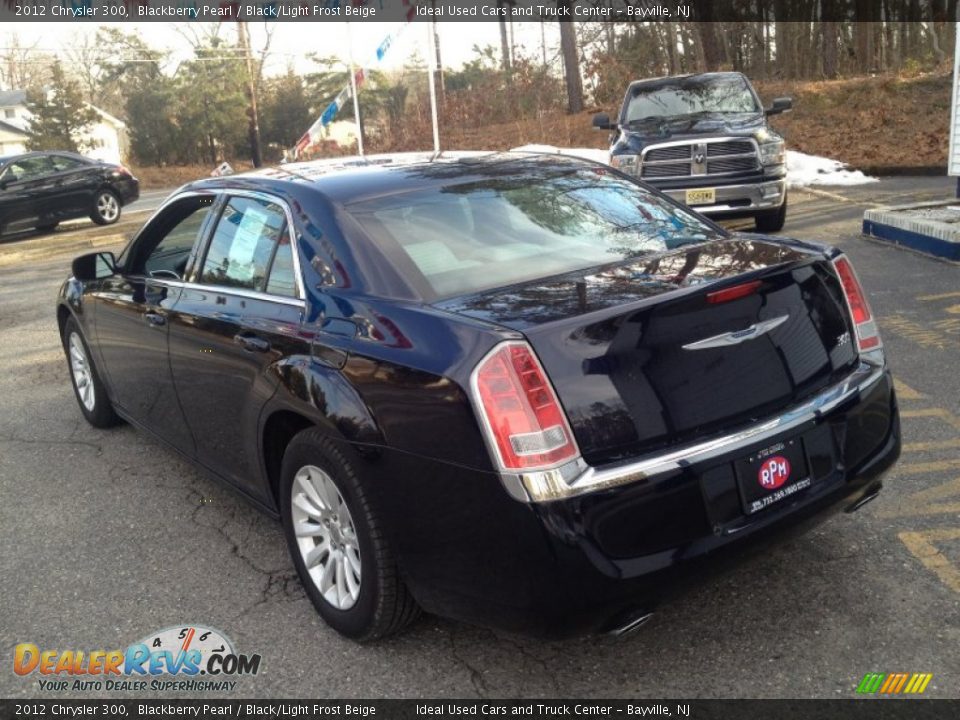2012 Chrysler 300 Blackberry Pearl / Black/Light Frost Beige Photo #11