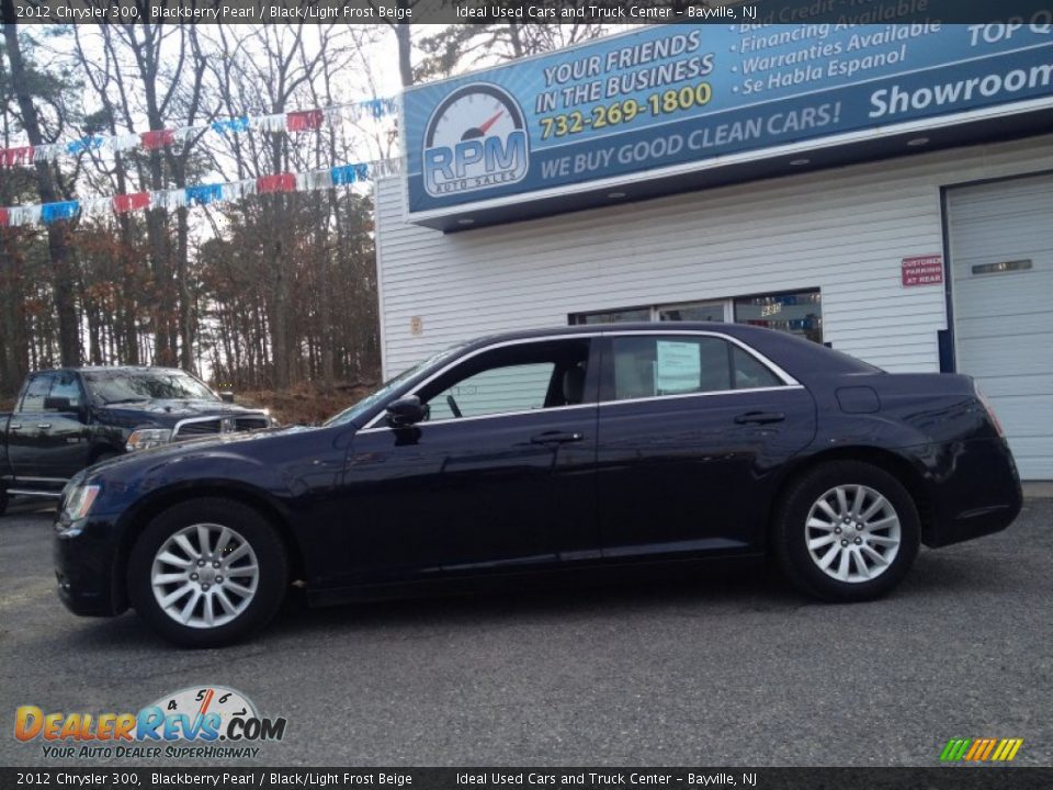 2012 Chrysler 300 Blackberry Pearl / Black/Light Frost Beige Photo #13