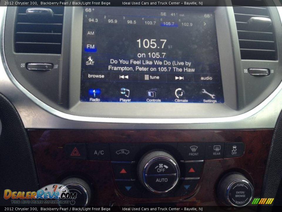 2012 Chrysler 300 Blackberry Pearl / Black/Light Frost Beige Photo #15