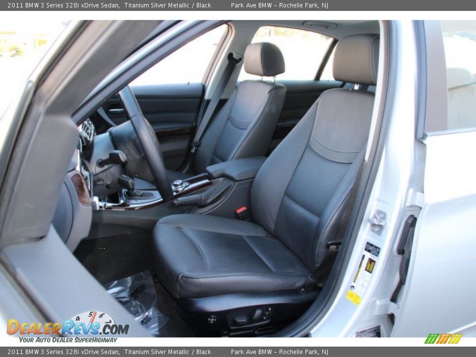 2011 BMW 3 Series 328i xDrive Sedan Titanium Silver Metallic / Black Photo #11