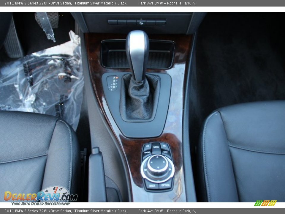 2011 BMW 3 Series 328i xDrive Sedan Titanium Silver Metallic / Black Photo #14