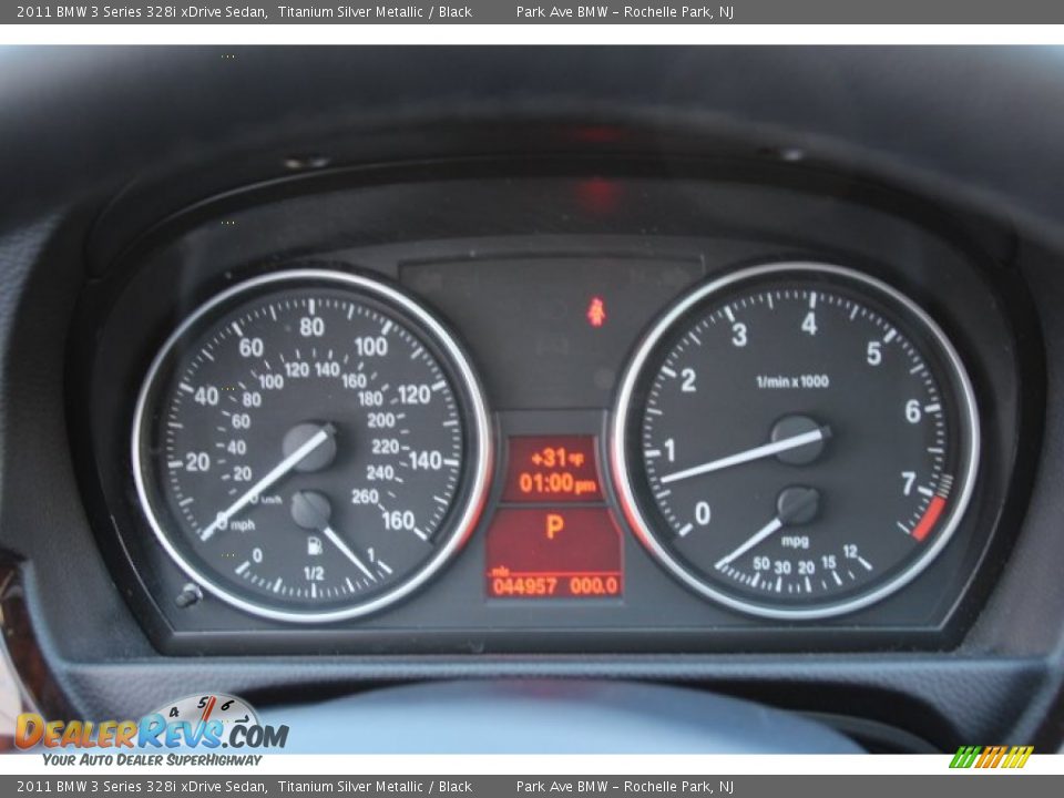 2011 BMW 3 Series 328i xDrive Sedan Titanium Silver Metallic / Black Photo #18