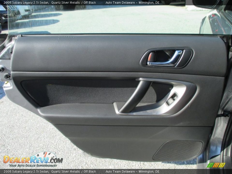 2008 Subaru Legacy 2.5i Sedan Quartz Silver Metallic / Off Black Photo #22