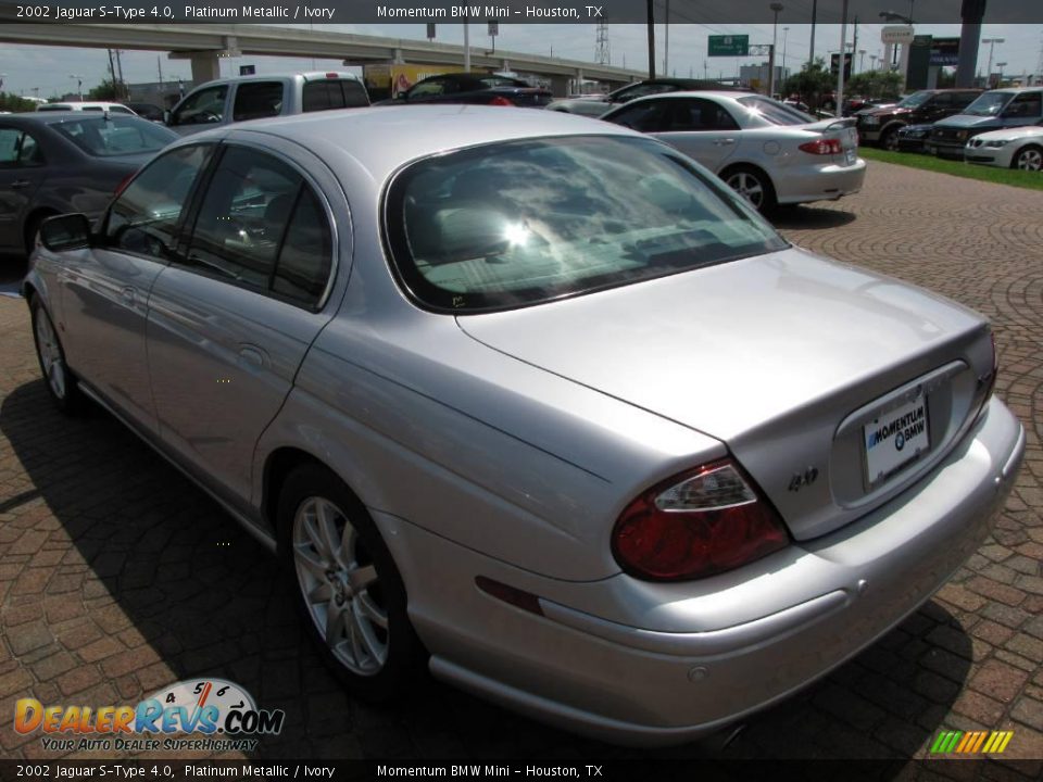 2002 Jaguar S-Type 4.0 Platinum Metallic / Ivory Photo #11