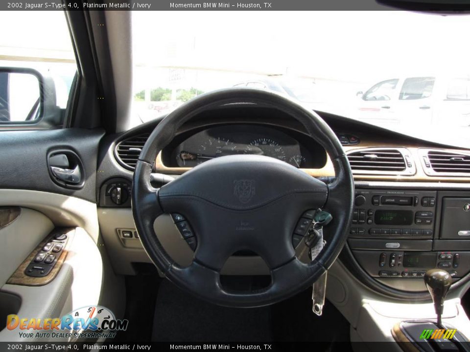 2002 Jaguar S-Type 4.0 Platinum Metallic / Ivory Photo #27