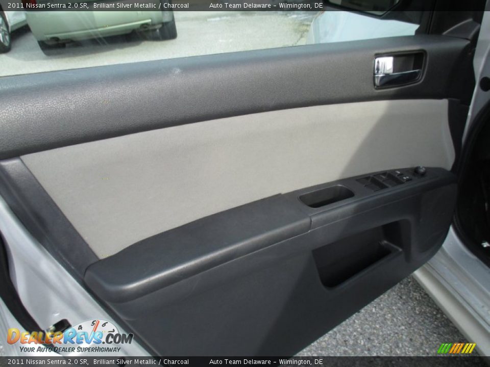 2011 Nissan Sentra 2.0 SR Brilliant Silver Metallic / Charcoal Photo #13