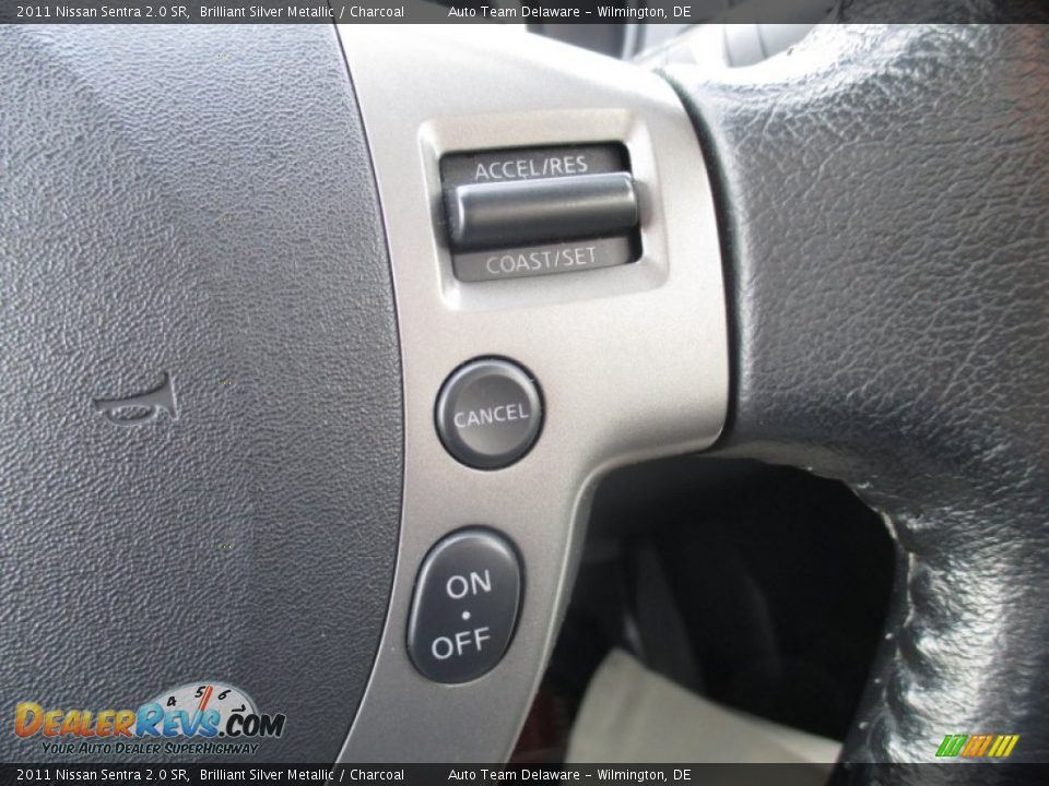 2011 Nissan Sentra 2.0 SR Brilliant Silver Metallic / Charcoal Photo #17