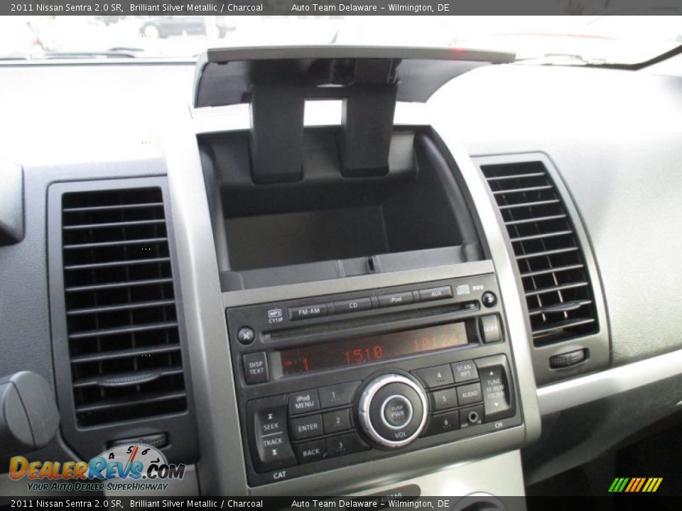 2011 Nissan Sentra 2.0 SR Brilliant Silver Metallic / Charcoal Photo #20