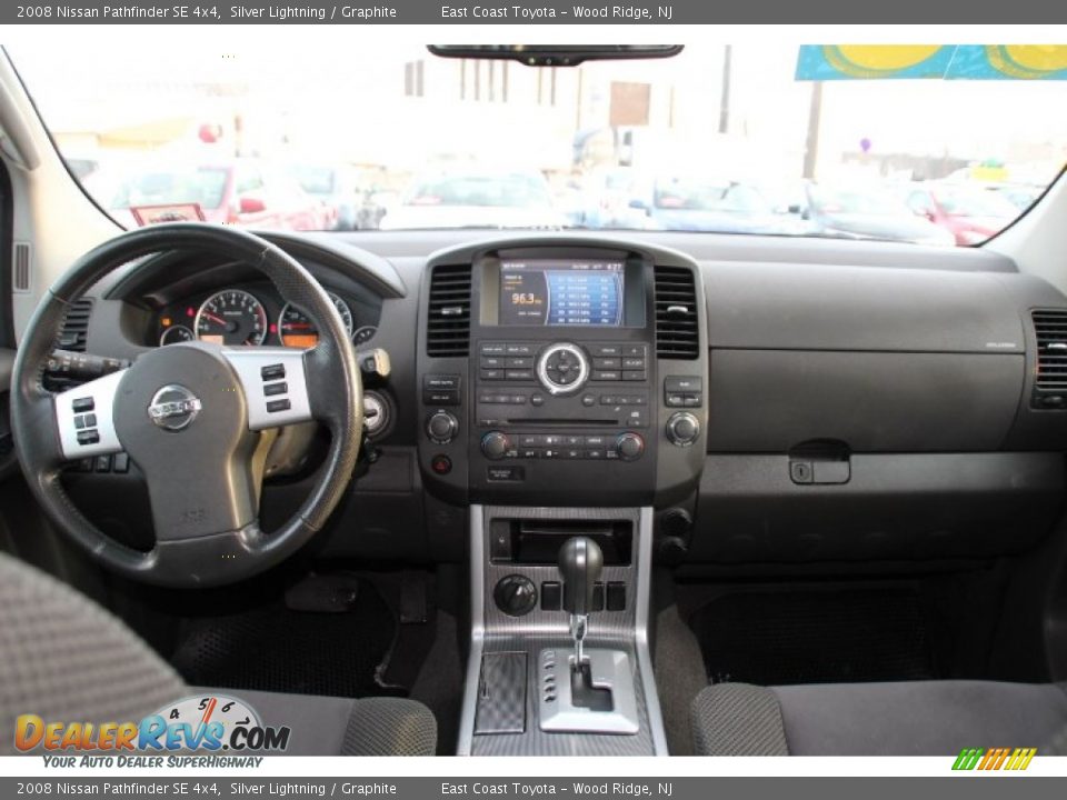 2008 Nissan Pathfinder SE 4x4 Silver Lightning / Graphite Photo #10