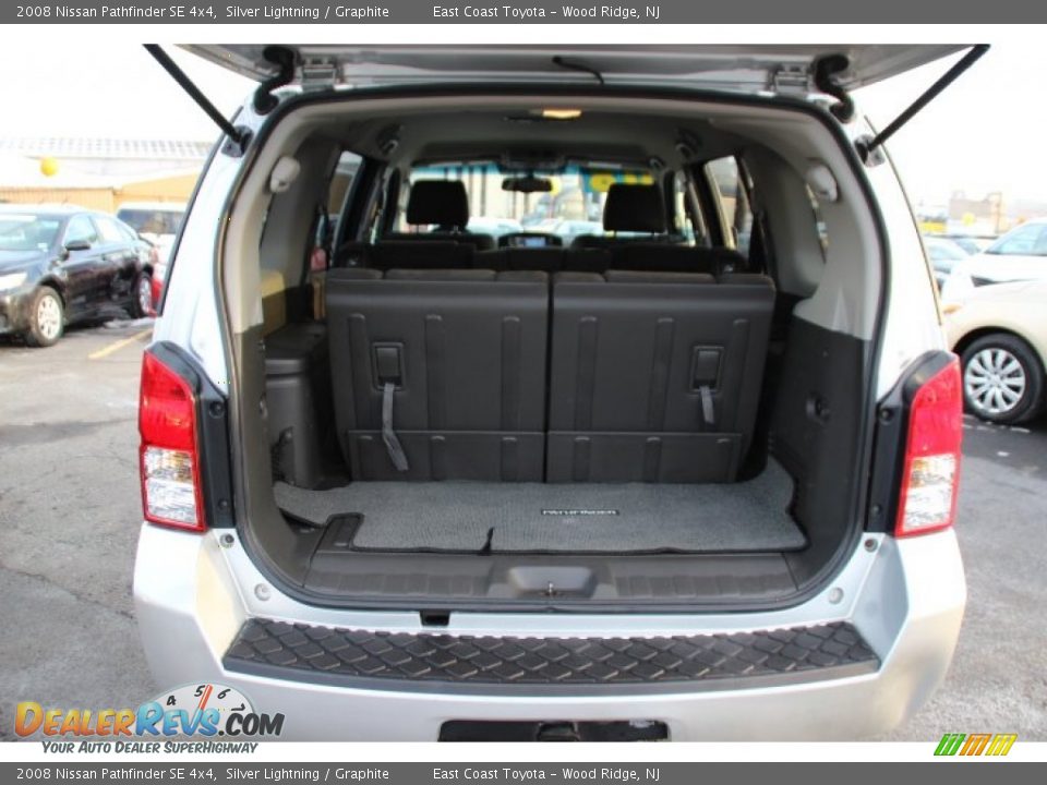 2008 Nissan Pathfinder SE 4x4 Silver Lightning / Graphite Photo #15
