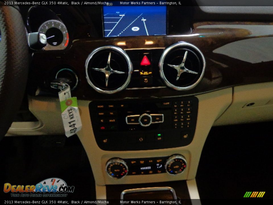 2013 Mercedes-Benz GLK 350 4Matic Black / Almond/Mocha Photo #23