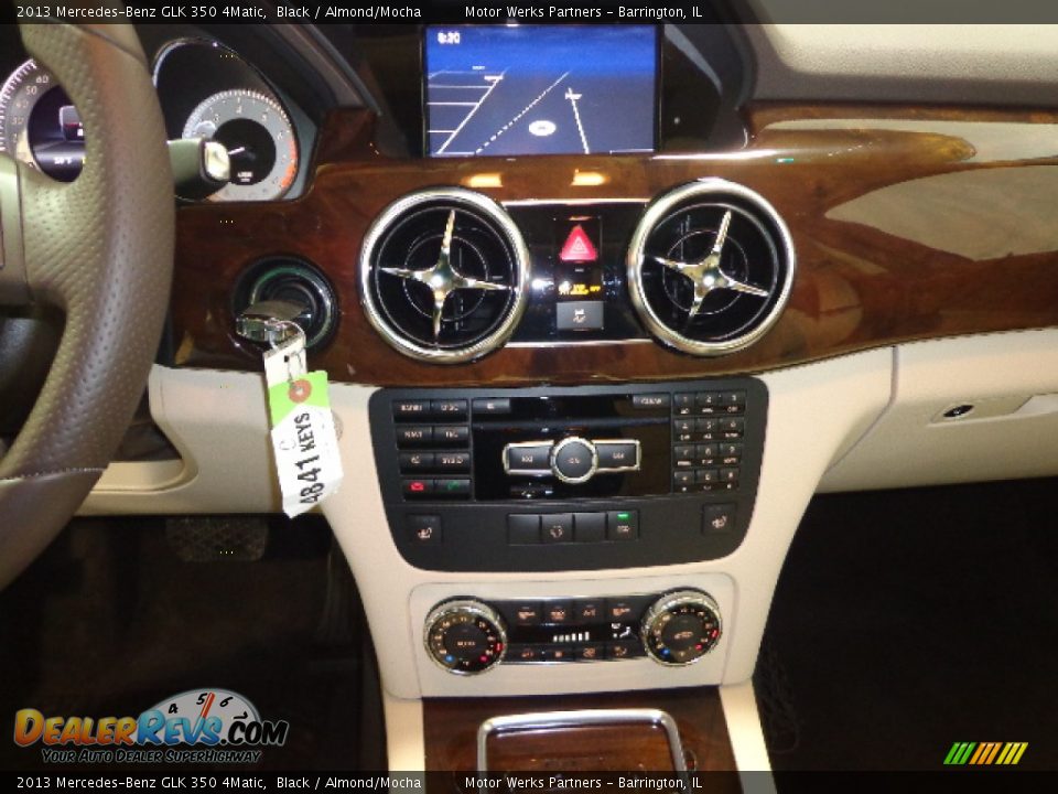 2013 Mercedes-Benz GLK 350 4Matic Black / Almond/Mocha Photo #24