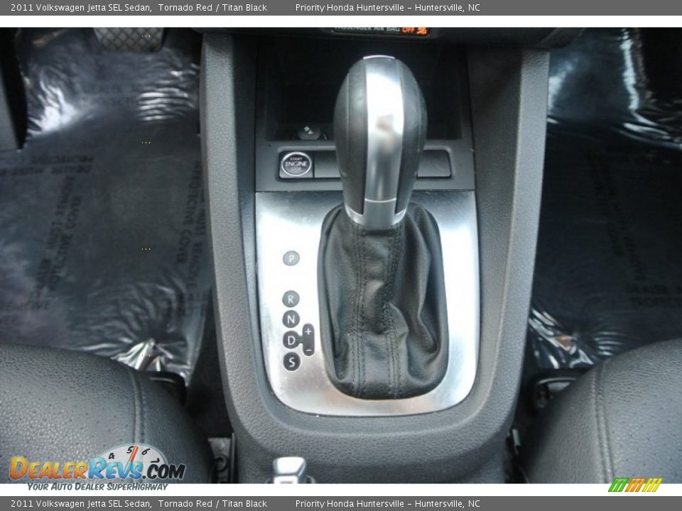 2011 Volkswagen Jetta SEL Sedan Tornado Red / Titan Black Photo #13