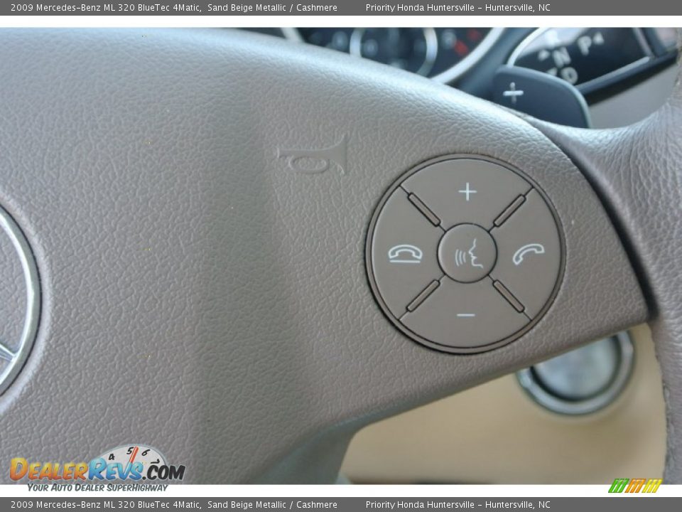 2009 Mercedes-Benz ML 320 BlueTec 4Matic Sand Beige Metallic / Cashmere Photo #19