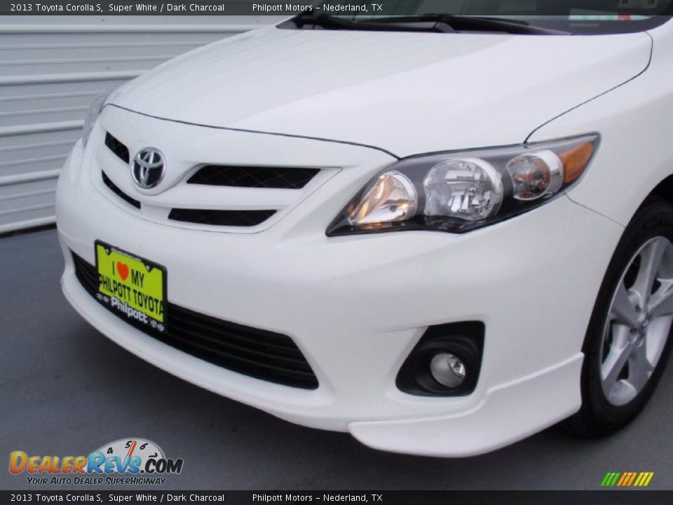 2013 Toyota Corolla S Super White / Dark Charcoal Photo #13