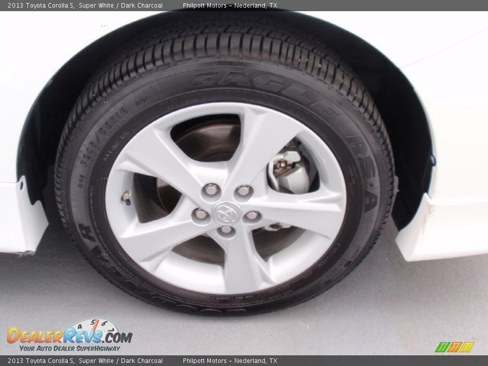 2013 Toyota Corolla S Super White / Dark Charcoal Photo #17