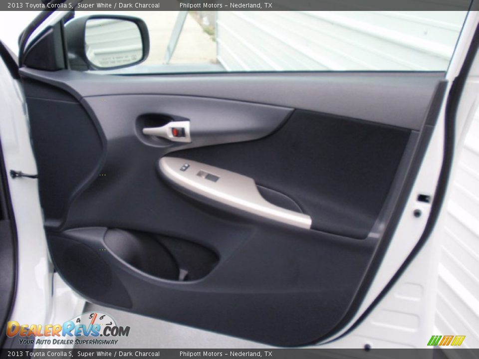 2013 Toyota Corolla S Super White / Dark Charcoal Photo #23