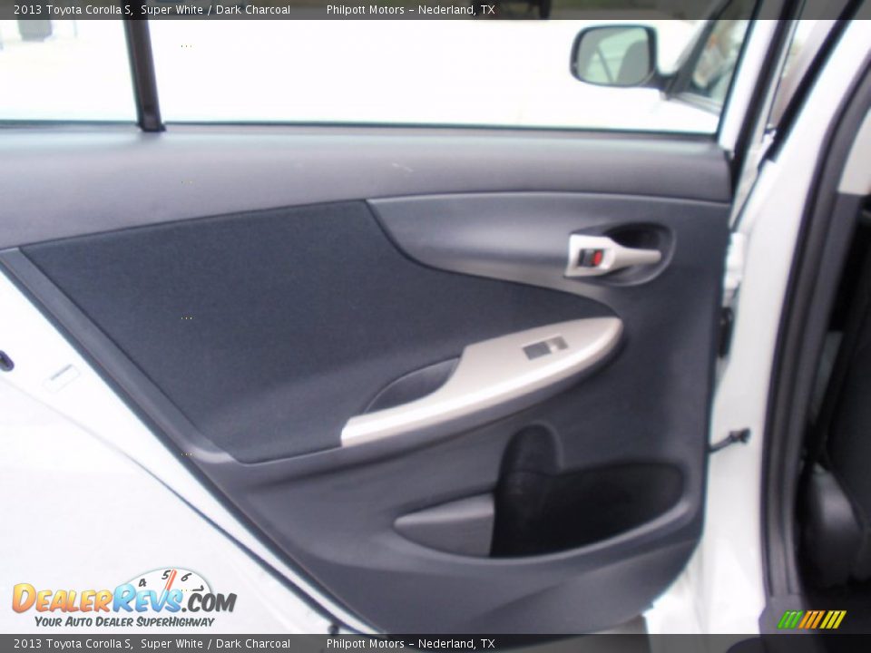 2013 Toyota Corolla S Super White / Dark Charcoal Photo #30