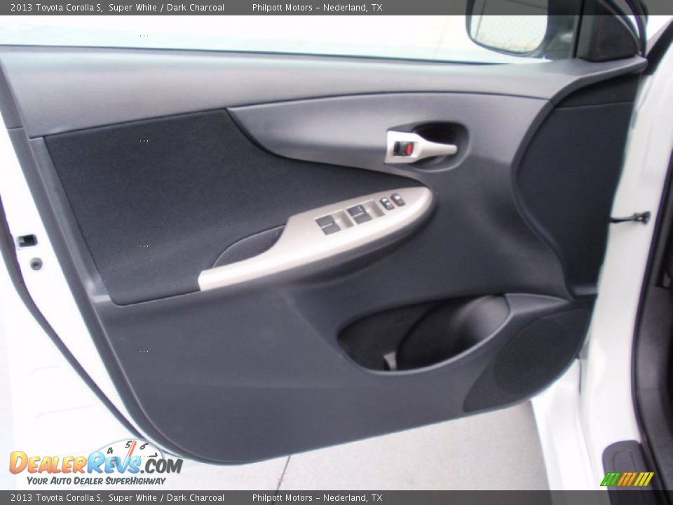 2013 Toyota Corolla S Super White / Dark Charcoal Photo #33