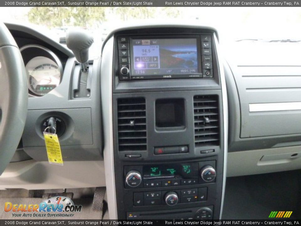 2008 Dodge Grand Caravan SXT Sunburst Orange Pearl / Dark Slate/Light Shale Photo #16
