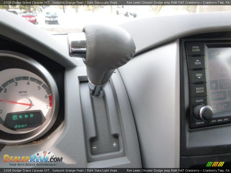 2008 Dodge Grand Caravan SXT Sunburst Orange Pearl / Dark Slate/Light Shale Photo #17