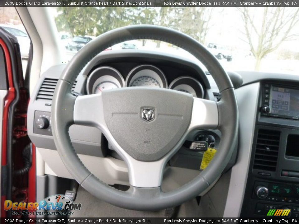 2008 Dodge Grand Caravan SXT Sunburst Orange Pearl / Dark Slate/Light Shale Photo #18