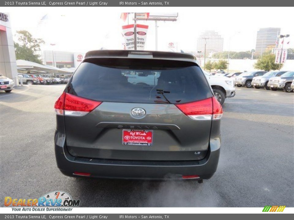 2013 Toyota Sienna LE Cypress Green Pearl / Light Gray Photo #6