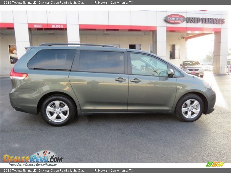 2013 Toyota Sienna LE Cypress Green Pearl / Light Gray Photo #8