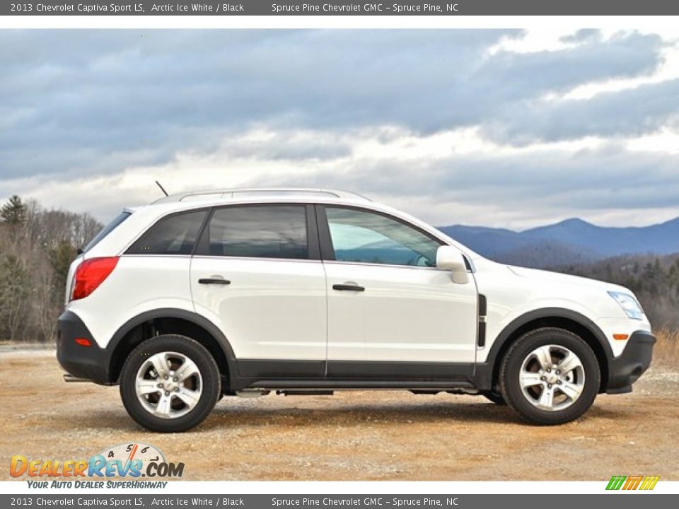 Arctic Ice White 2013 Chevrolet Captiva Sport LS Photo #9