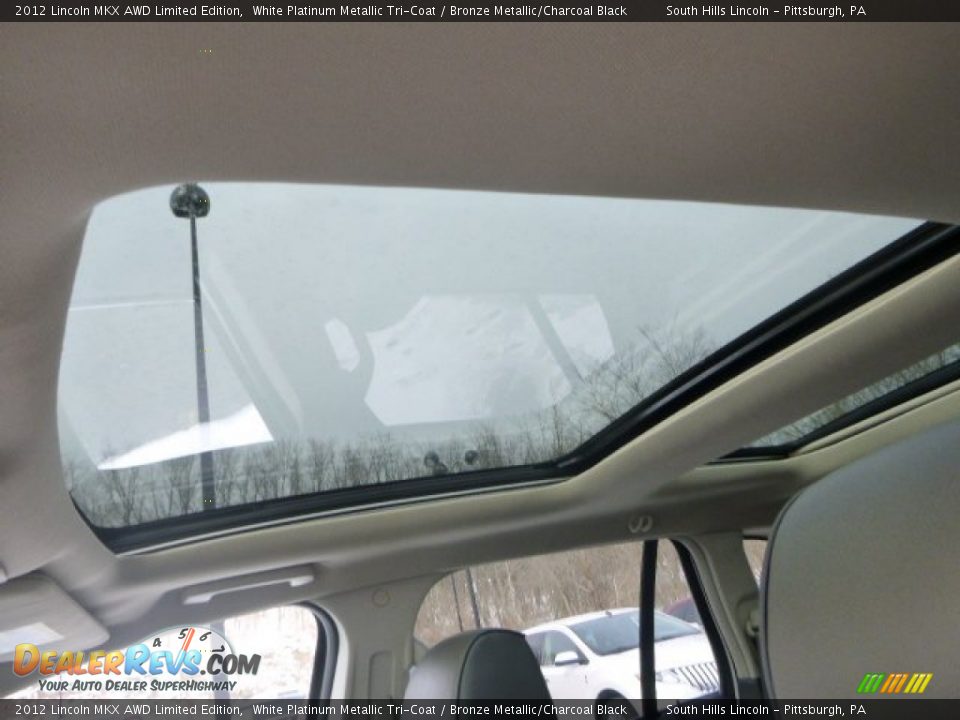 2012 Lincoln MKX AWD Limited Edition White Platinum Metallic Tri-Coat / Bronze Metallic/Charcoal Black Photo #19