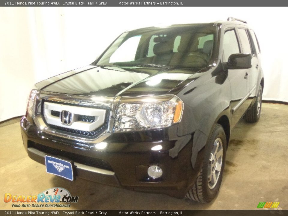 2011 Honda Pilot Touring 4WD Crystal Black Pearl / Gray Photo #4