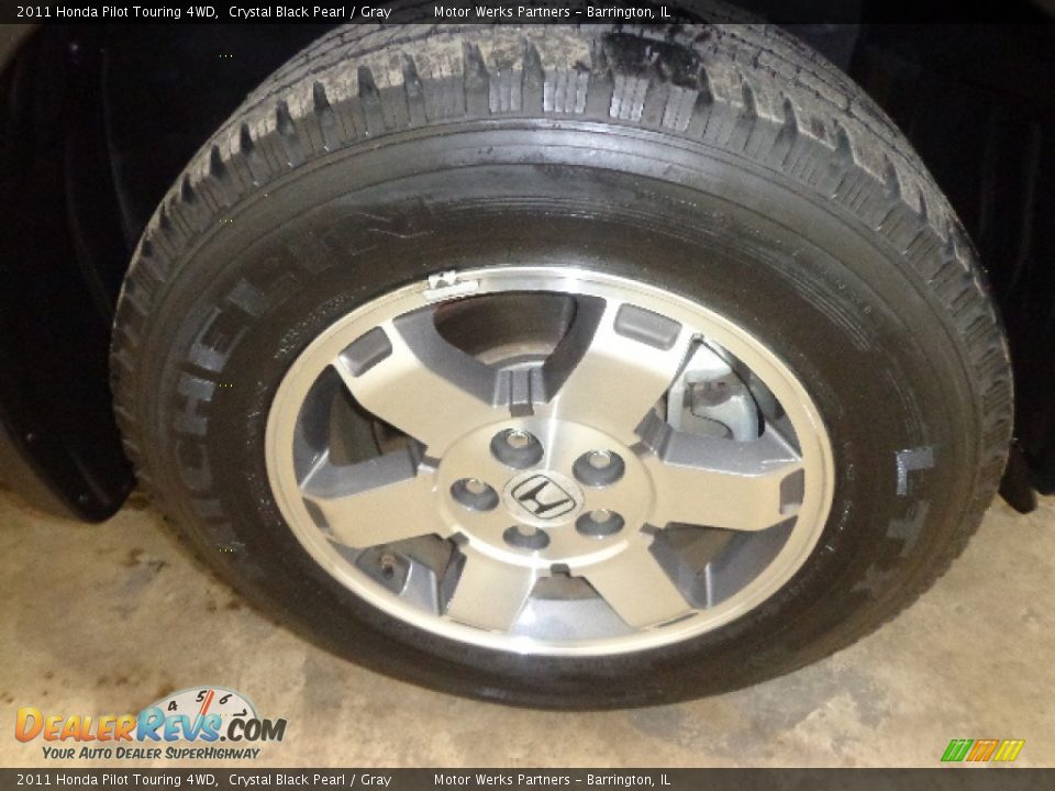 2011 Honda Pilot Touring 4WD Crystal Black Pearl / Gray Photo #8