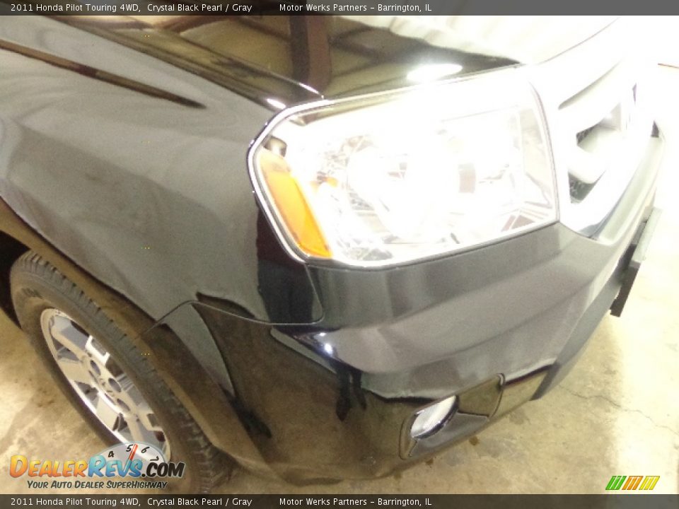 2011 Honda Pilot Touring 4WD Crystal Black Pearl / Gray Photo #9