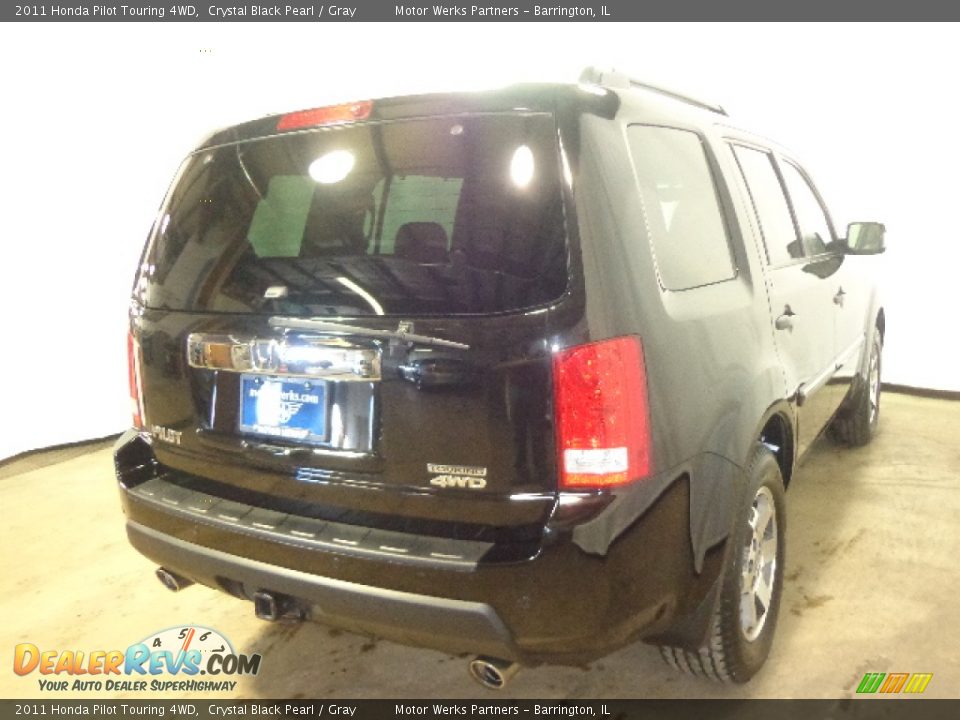 2011 Honda Pilot Touring 4WD Crystal Black Pearl / Gray Photo #16