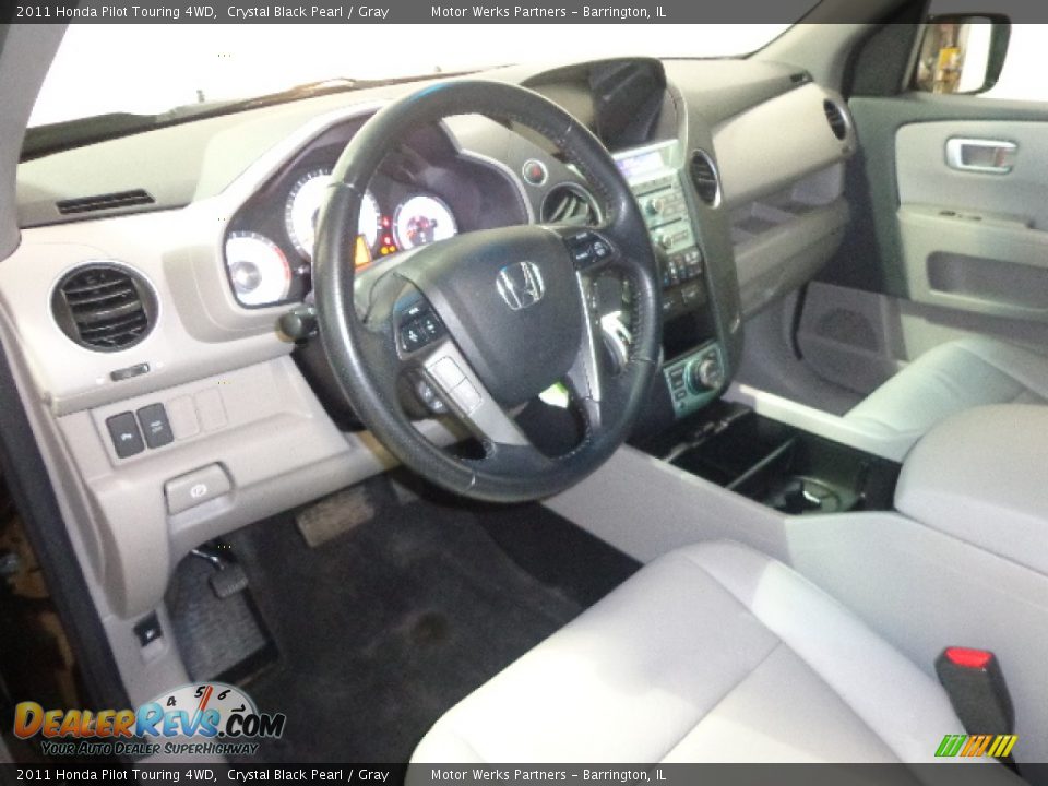 2011 Honda Pilot Touring 4WD Crystal Black Pearl / Gray Photo #21