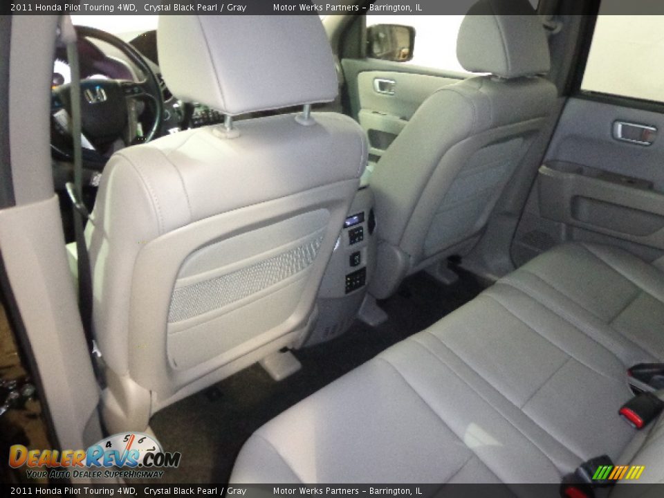 2011 Honda Pilot Touring 4WD Crystal Black Pearl / Gray Photo #26