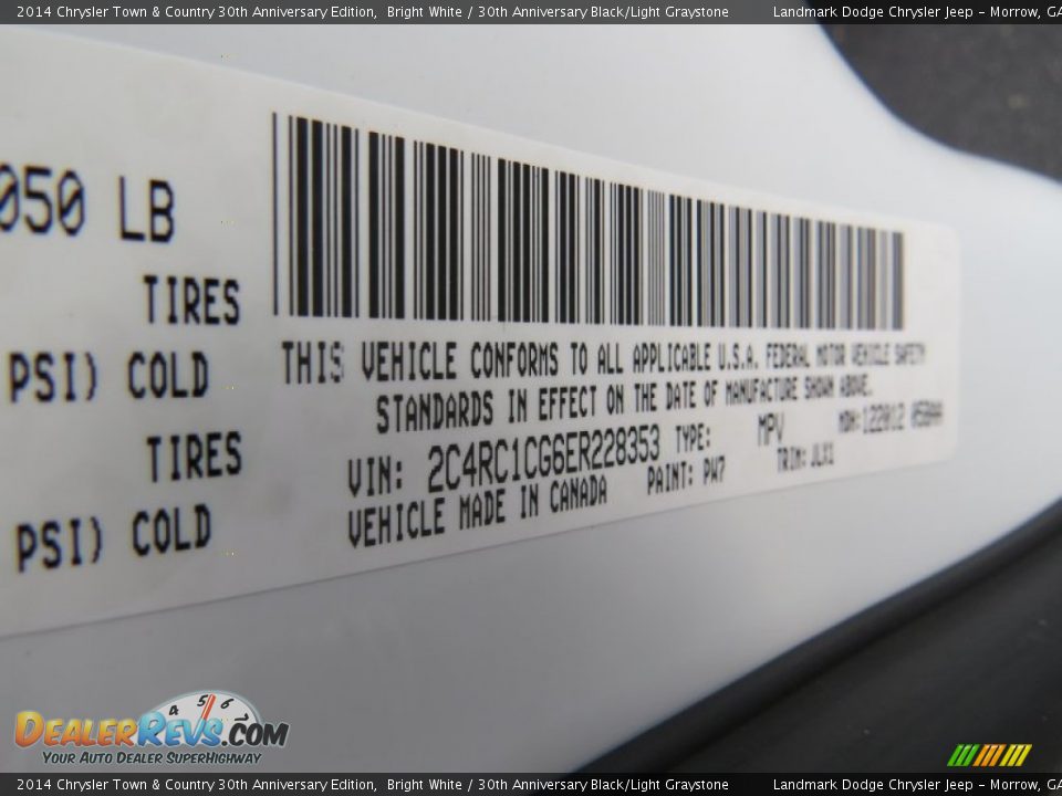 2014 Chrysler Town & Country 30th Anniversary Edition Bright White / 30th Anniversary Black/Light Graystone Photo #11
