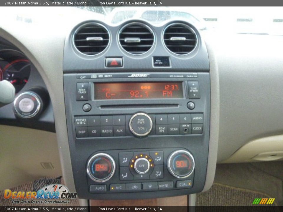 2007 Nissan Altima 2.5 S Metallic Jade / Blond Photo #16