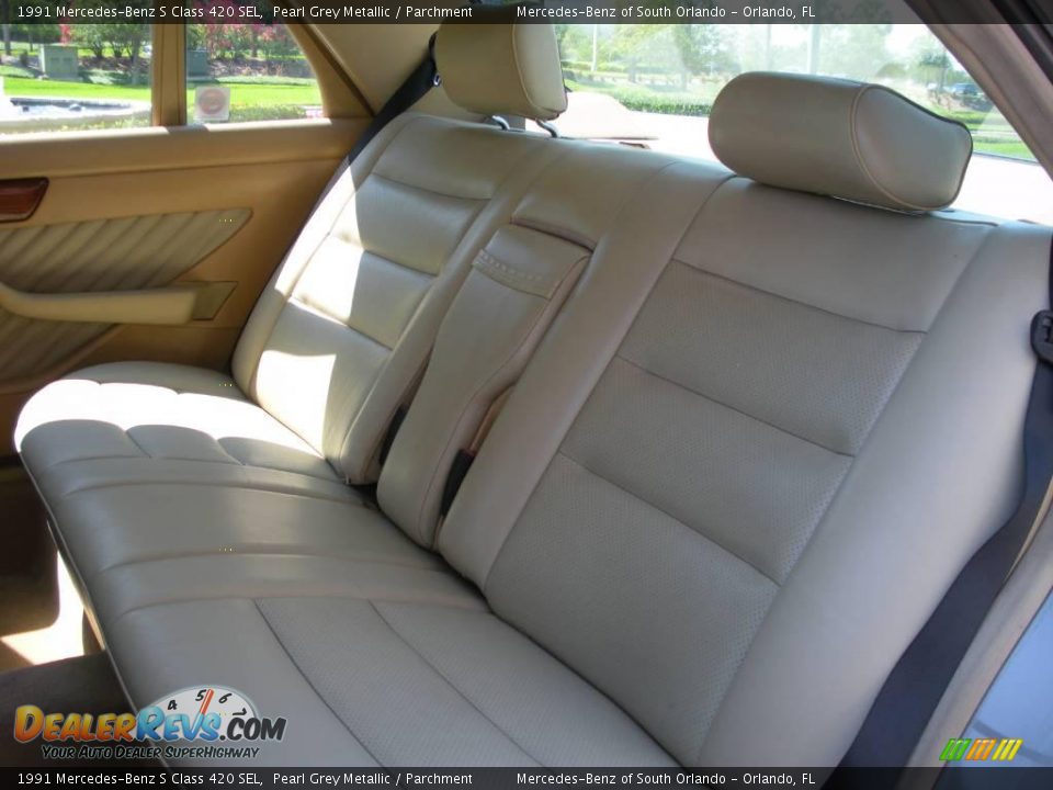 1991 Mercedes-Benz S Class 420 SEL Pearl Grey Metallic / Parchment Photo #14