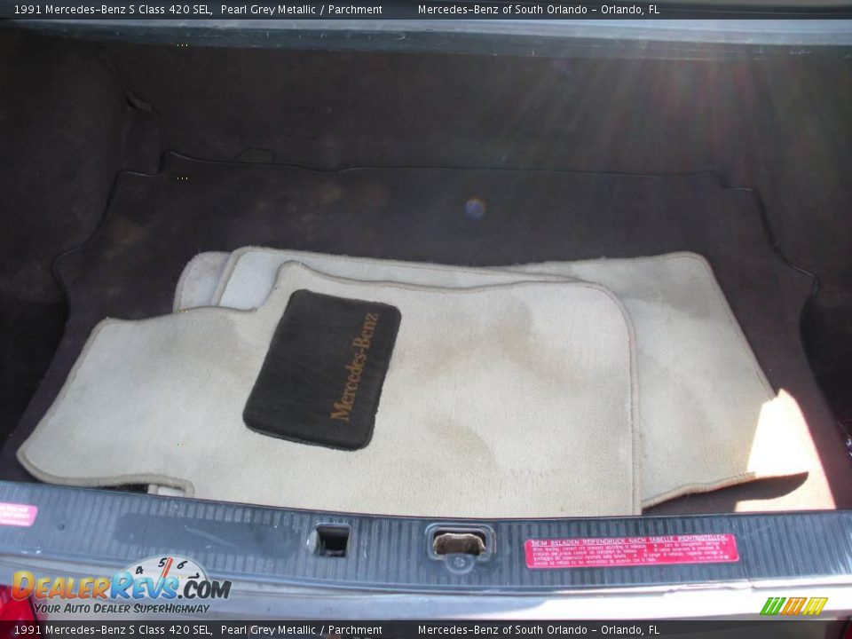 1991 Mercedes-Benz S Class 420 SEL Pearl Grey Metallic / Parchment Photo #23