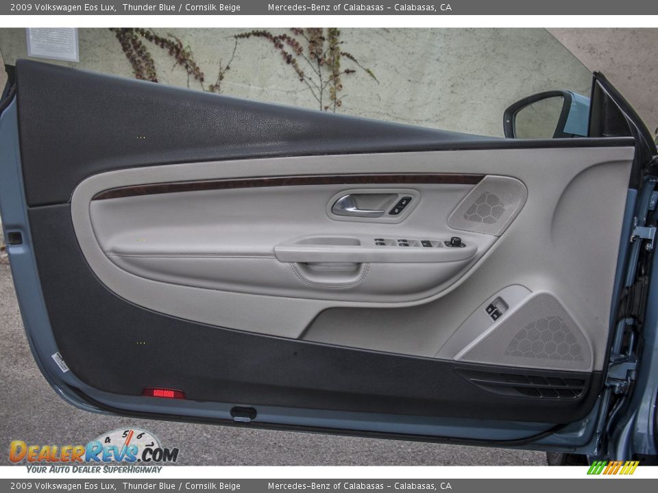 2009 Volkswagen Eos Lux Thunder Blue / Cornsilk Beige Photo #18