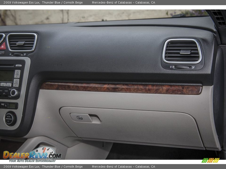 2009 Volkswagen Eos Lux Thunder Blue / Cornsilk Beige Photo #21