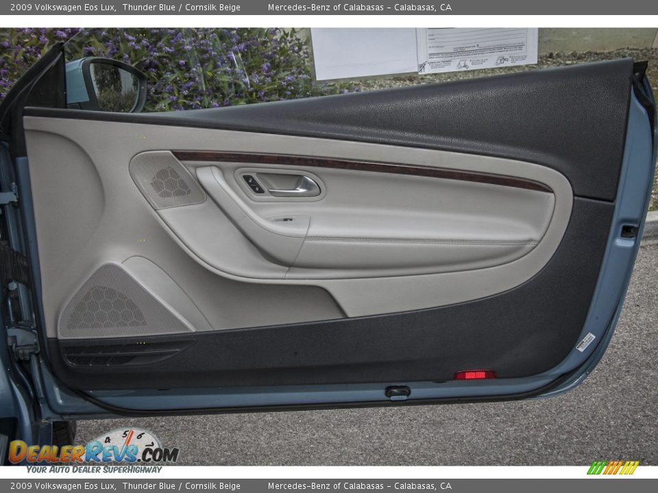 2009 Volkswagen Eos Lux Thunder Blue / Cornsilk Beige Photo #23