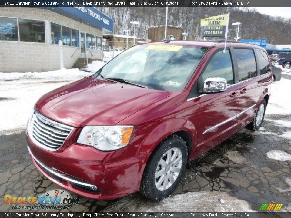 2011 Chrysler Town & Country Touring - L Deep Cherry Red Crystal Pearl / Black/Light Graystone Photo #4
