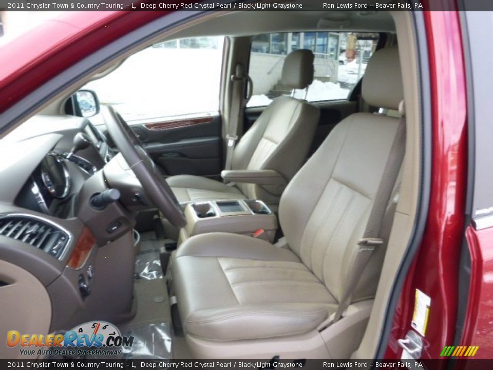 2011 Chrysler Town & Country Touring - L Deep Cherry Red Crystal Pearl / Black/Light Graystone Photo #10